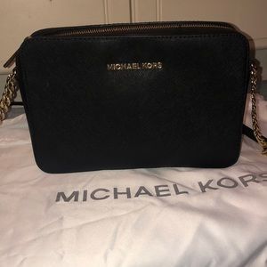 Michael Kors Crossover Bag